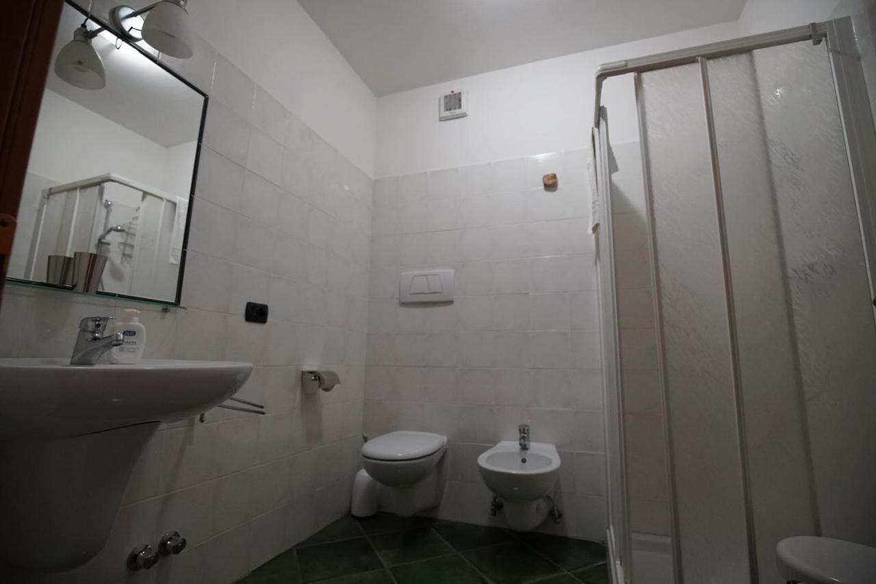 Appartamenti Antonietta Arco Esterno foto