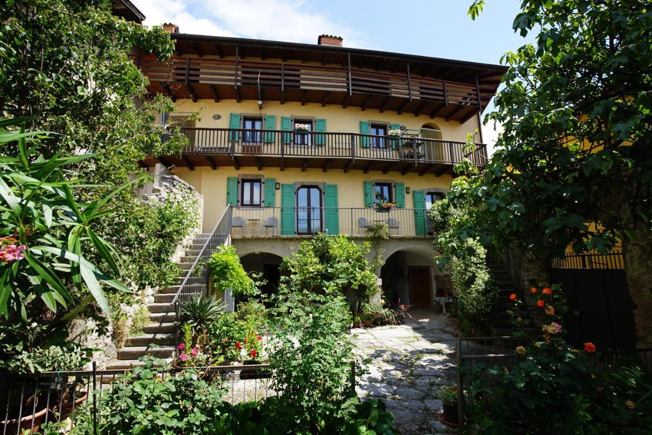 Appartamenti Antonietta Arco Esterno foto